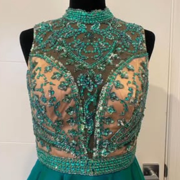 Sherri Hill halter skater dress, blue/teal/emerald, size 10, like new. - Picture 5 of 5